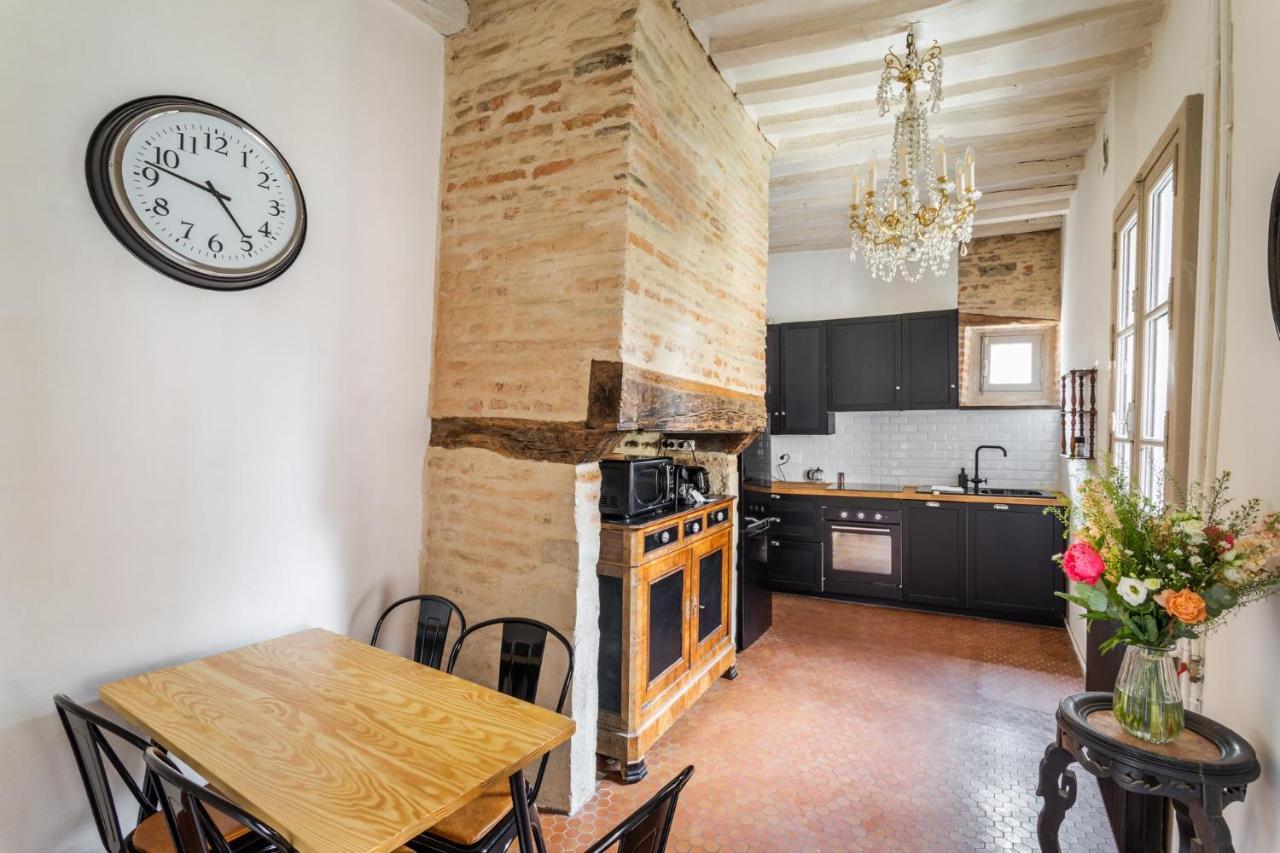 Dame De Coeur - Appartement Spacieux En Plein Centre Historique Rennes Dış mekan fotoğraf